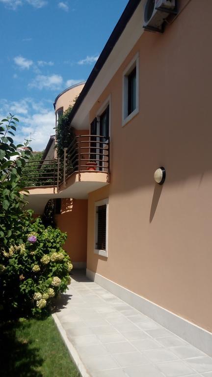 Apartments Villa Brigita Rovinj Exterior foto